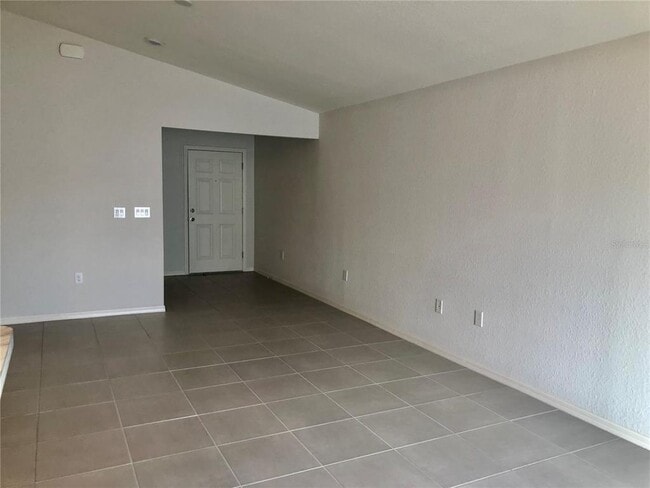 Photo - 332 Cascara Ln