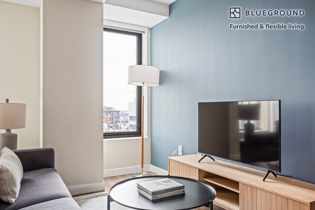 Photo - 45 Stuart St Unidad FL23-ID779