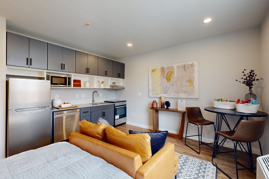 Photo - The York Apartments