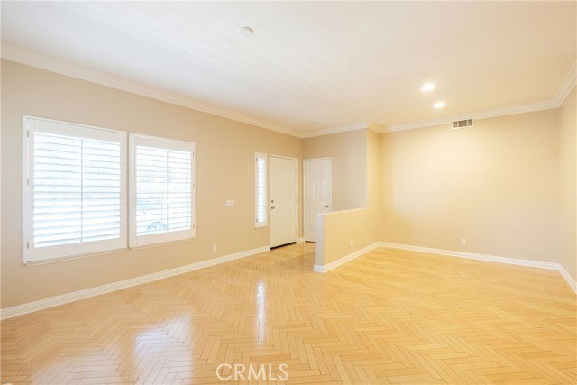 Photo - 25 Periwinkle