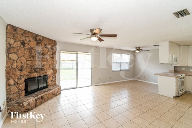 Photo - 8102 Birds Foot Ln