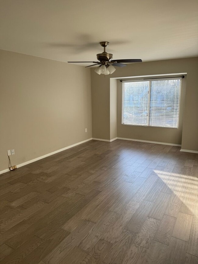 Photo - Bright & Updated Top-Floor End Unit in Sought-After Hillsdale Community