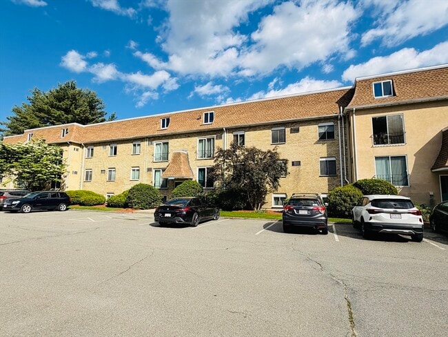 Photo - 182 Swanson Rd Unit 324