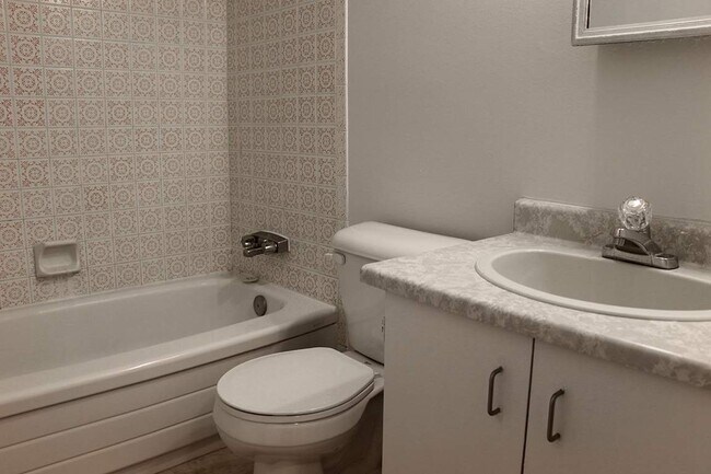 Photo - Victoria Apartments