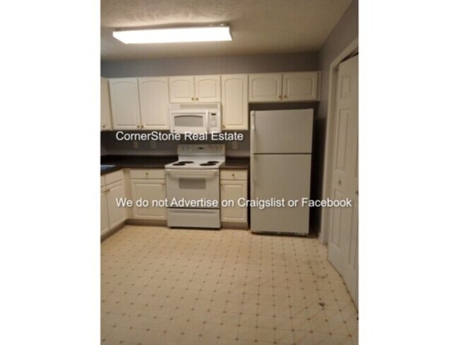 Photo - 405 Cityview Ln