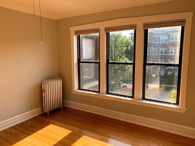 Photo - Howard Beach Apartments