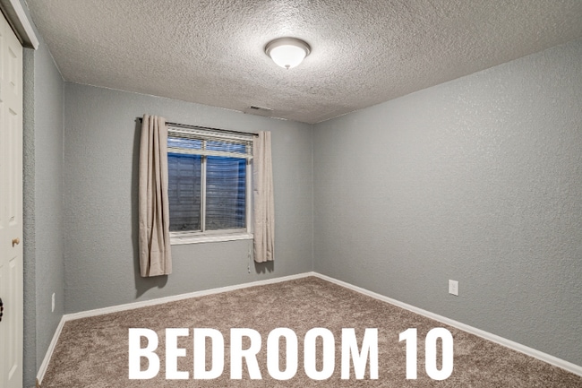 Building Photo - 13031 Dexter St