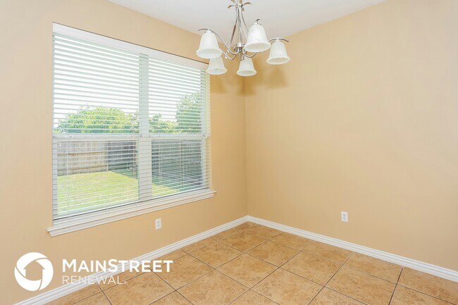 Photo - 279 Edison Ln