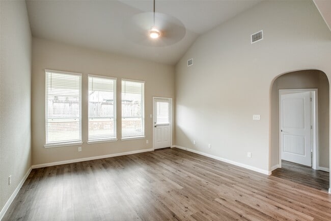 Building Photo - 3649 Cub Dr