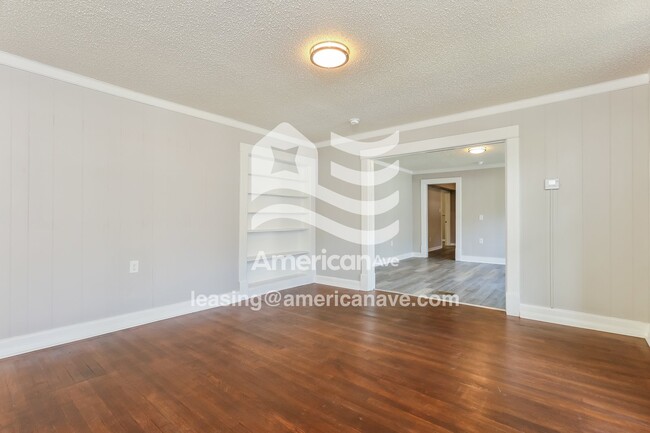 Photo - 2508 Marshall St