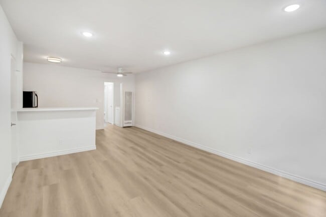 Photo - 1432 16th St Unit 03