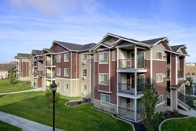 Copper Gate Apartments - Auburn, WA | ForRent.com