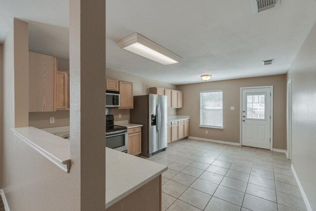 Photo - 5536 Camarillo Dr