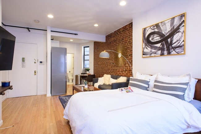 Photo - 230 E 83rd St Unidad FL3-ID1021858P