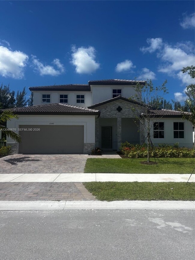 Building Photo - 2342 SE 30th Dr