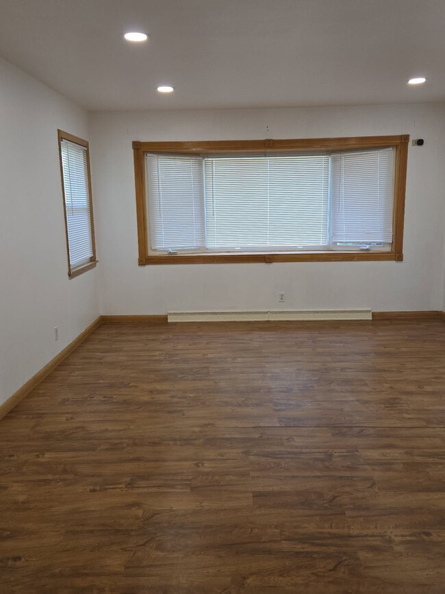 Photo - 2716 S Cleveland Park Dr
