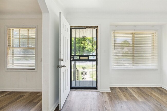 Photo - Remodeled 4B 1B Home $1,275