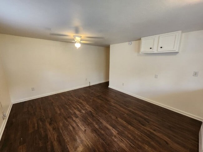 Photo - 4513 Atkins St