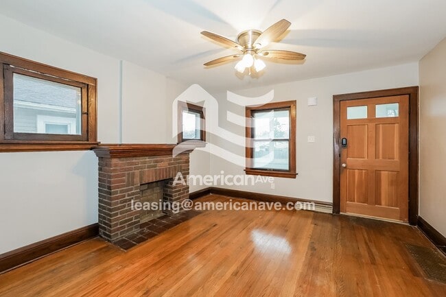 Photo - 1125 Neptune Ave