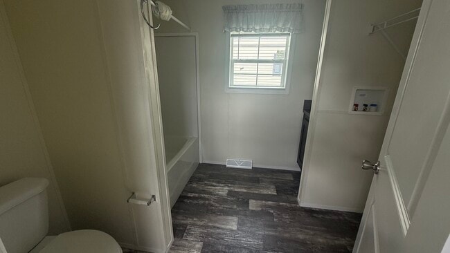 5 Winesap Ln