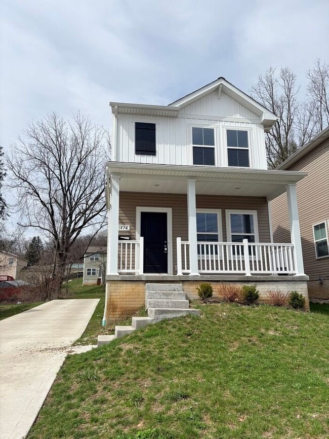 Building Photo - Updated 3 Bed, 2.5 Bath Home in Lane-Wooster Area