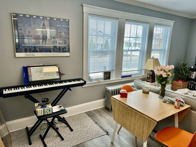 Photo - 156 Main St Unit 1