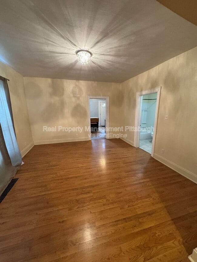 Photo - 48 Laclede St