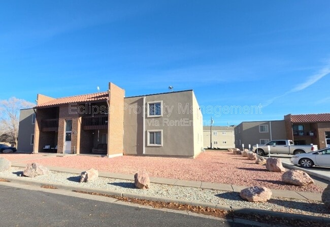 Photo - 512 Bell Ct Unit B6