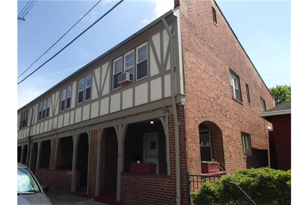 Photo - 5642 Solway St