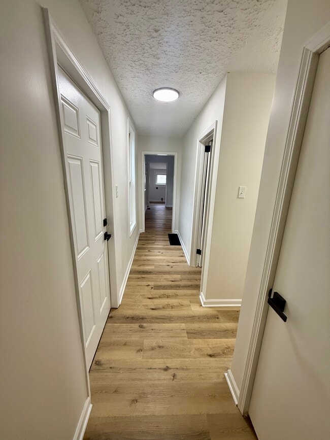 Photo - 130 E Woodrow Ave