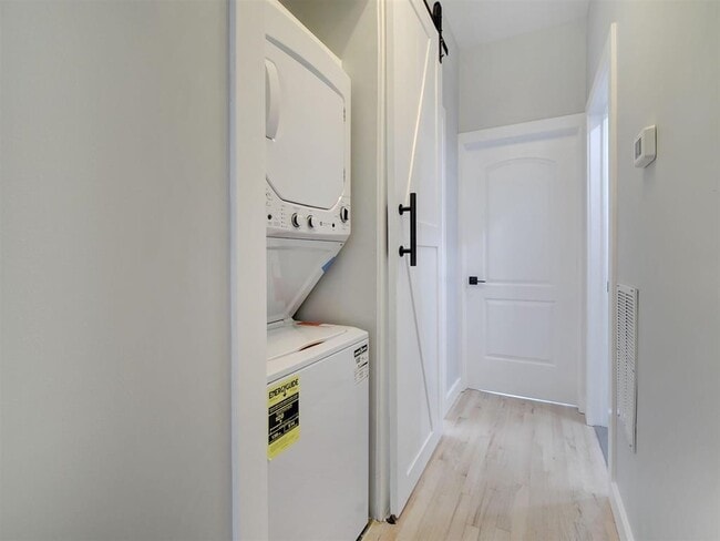 Photo - 47 Washburn St Unit 202