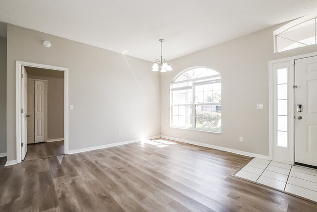 Photo - 1409 Center St