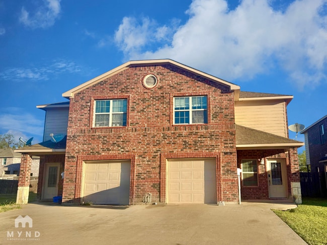 Building Photo - 902 Parkplace Rdg