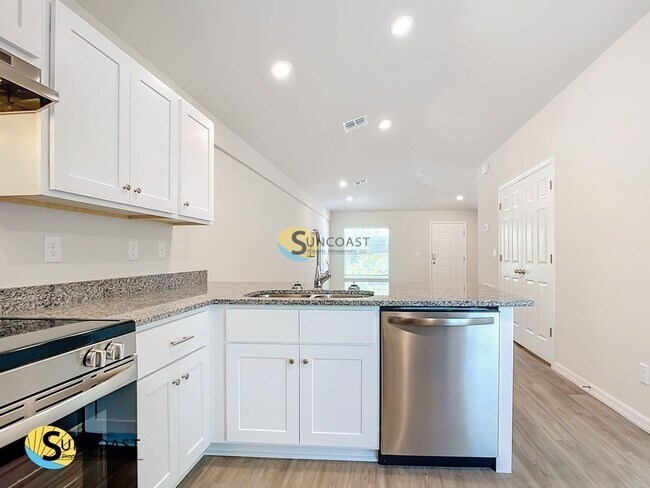 Photo - 2023 Redmond St