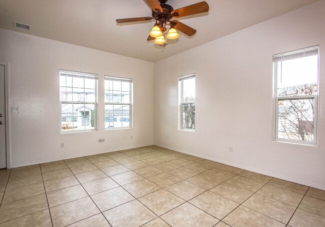 Photo - 3 bedroom 2 bath home in Dewey Humboldt -