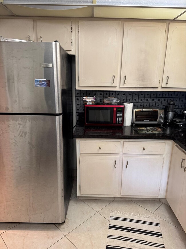 Photo - 3000 S Course Dr Unidad 205