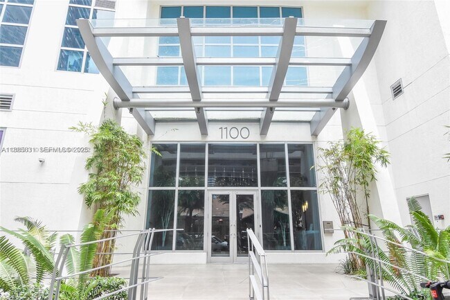 Building Photo - 1100 S Miami Ave Unit 2510