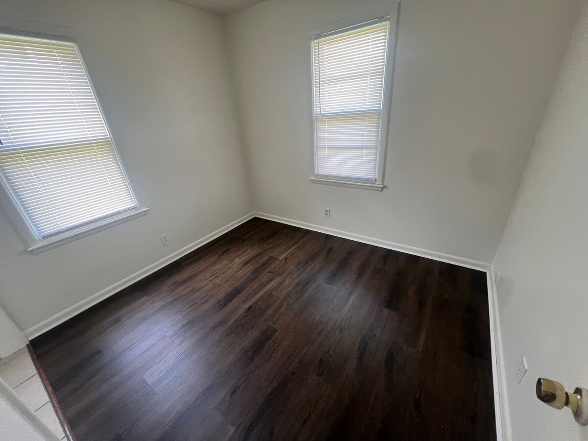 Photo - Spacious 2 bedroom townhome