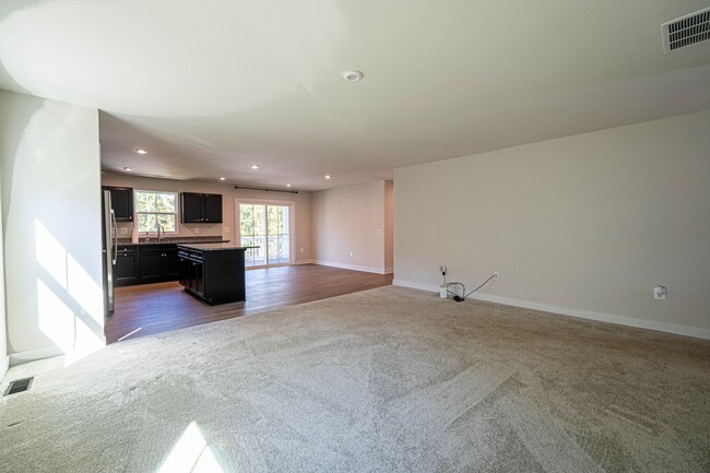 Photo - Village Oaks 3Bedroomand2Bath Rental