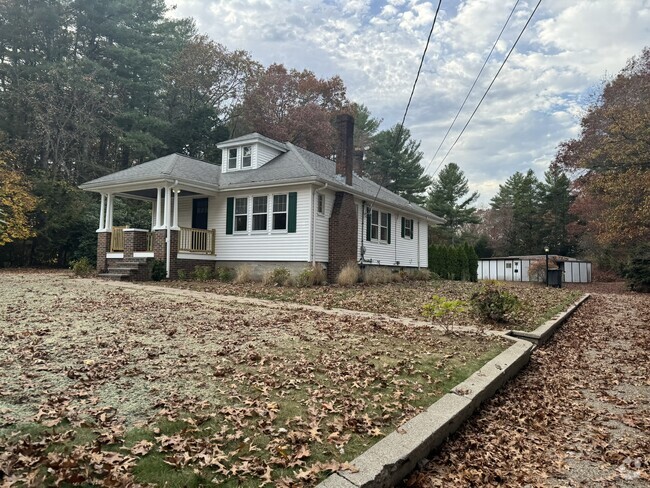 Building Photo - 1537 Main St Rental