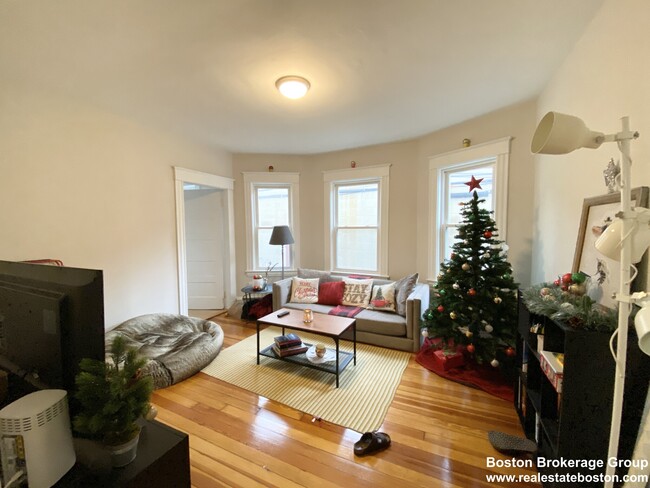 Photo - 3 Sudan St Unit 1