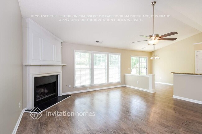 Photo - 207 Park Forest Way NW