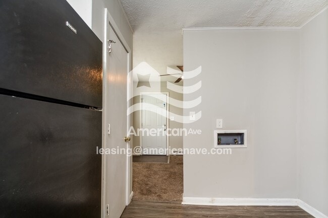 Photo - 3415 Calkin St