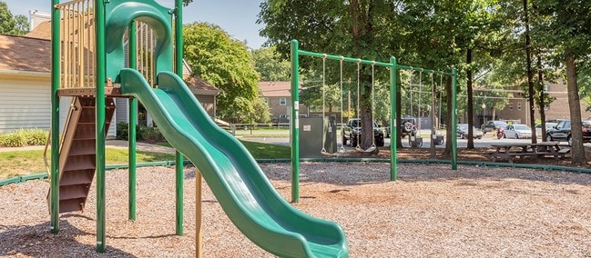 Photo - MAA Greenbrier