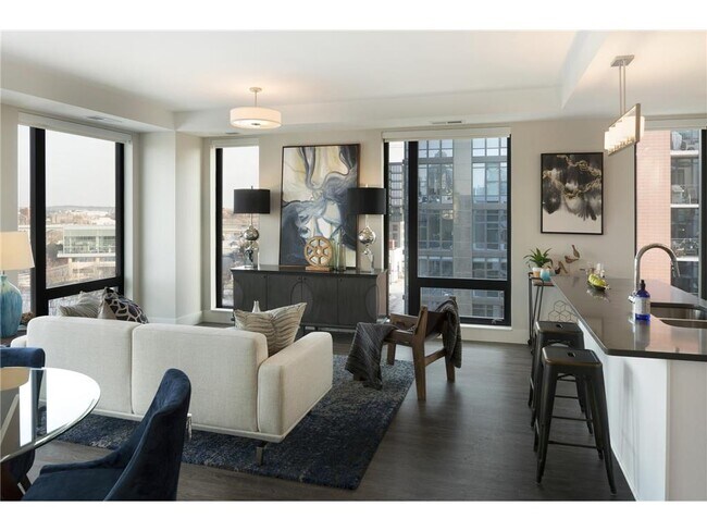 Photo - 212 10th Ave S Unit 914