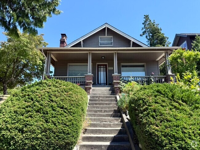Building Photo - 8202 41st Ave SW Rental