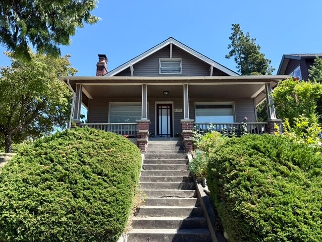 Building Photo - 8202 41st Ave SW Rental