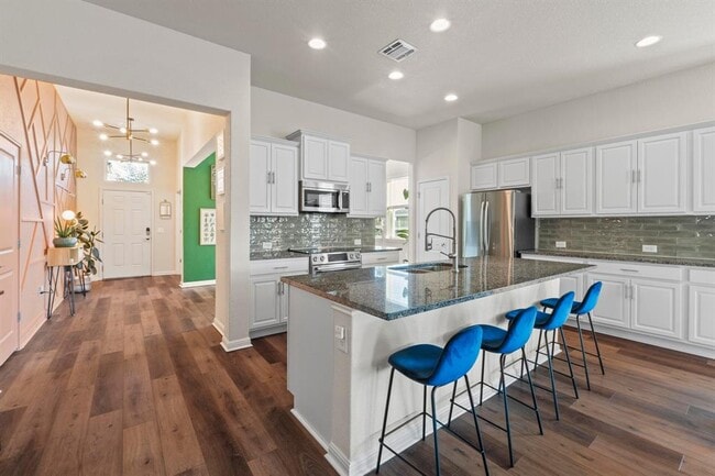 Building Photo - 16509 Fetching Ave