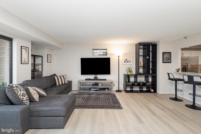 Photo - 900 N Stafford St Unit 2223