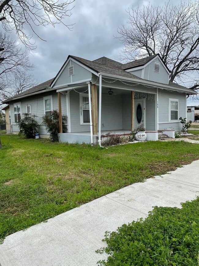 Photo - 3/2 Remodeled Home in Lampasas